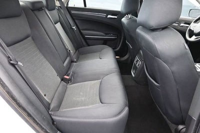 2022 Chrysler 300 Touring