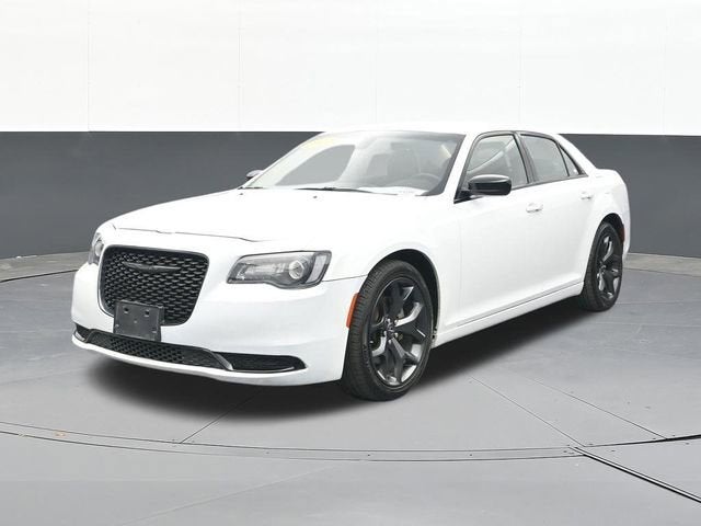 2022 Chrysler 300 Touring
