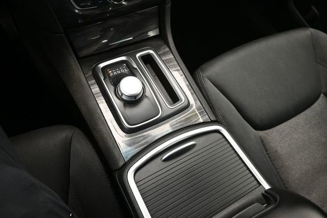 2022 Chrysler 300 Touring