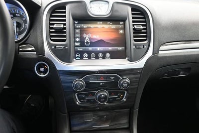 2022 Chrysler 300 Touring