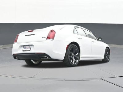 2022 Chrysler 300 Touring