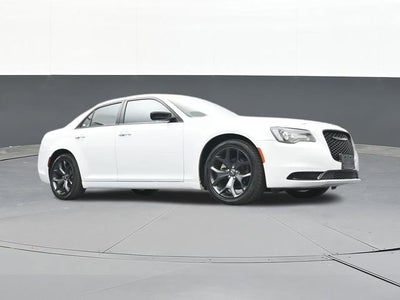 2022 Chrysler 300 Touring
