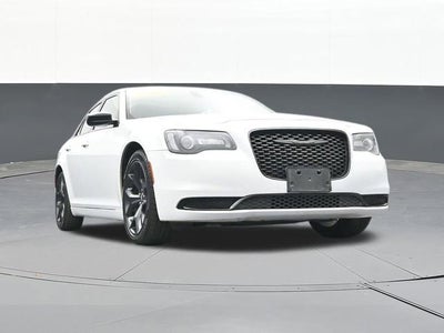 2022 Chrysler 300 Touring