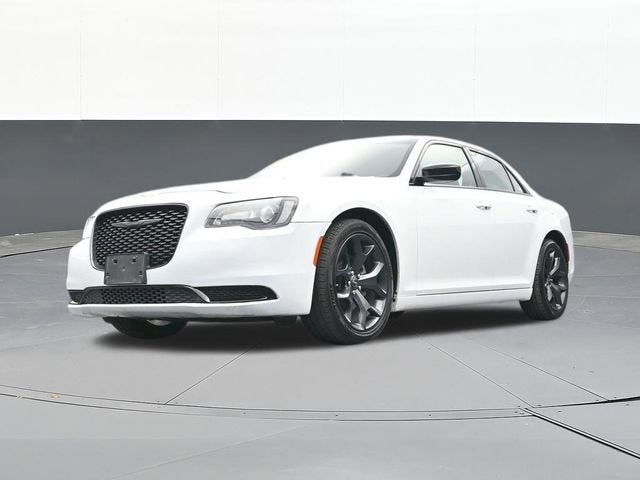 2022 Chrysler 300 Touring