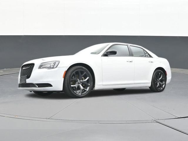 2022 Chrysler 300 Touring
