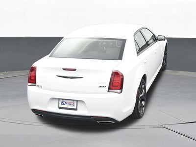 2022 Chrysler 300 Touring