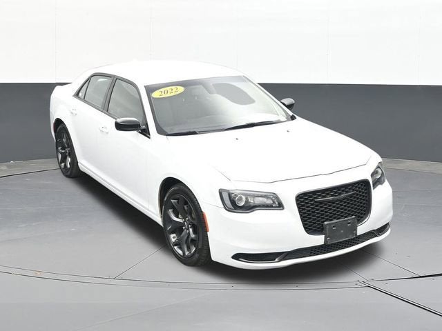 2022 Chrysler 300 Touring