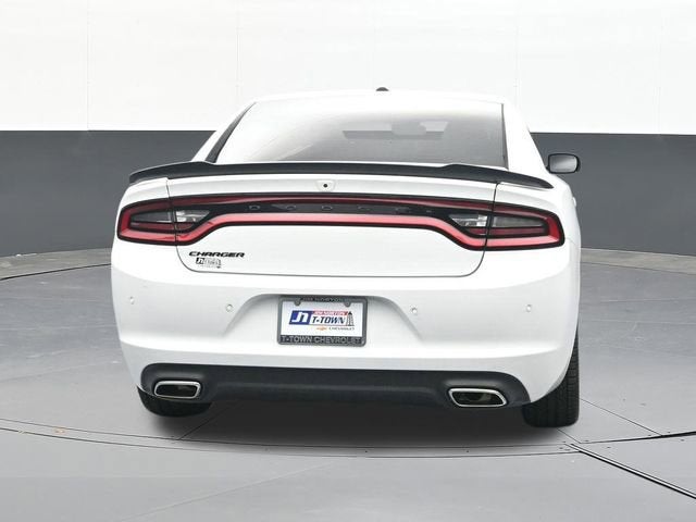 2022 Dodge Charger SXT RWD