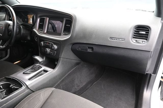 2022 Dodge Charger SXT RWD