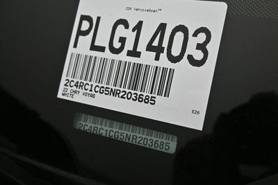 2022 Chrysler Voyager LX