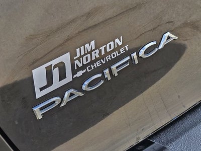 2024 Chrysler Pacifica Touring