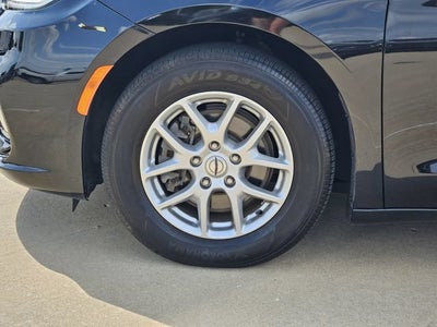 2024 Chrysler Pacifica Touring