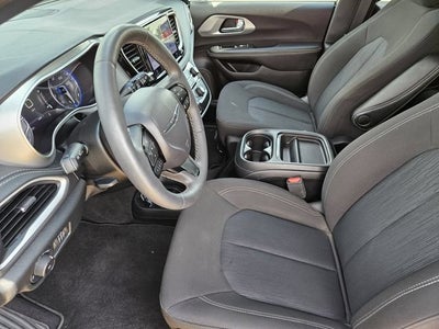 2024 Chrysler Pacifica Touring