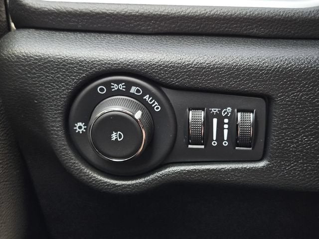 2024 Chrysler Pacifica Touring