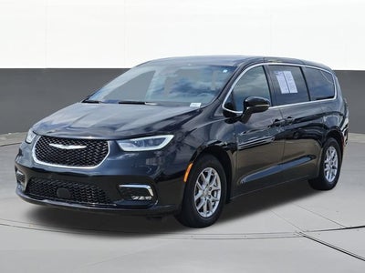 2024 Chrysler Pacifica Touring