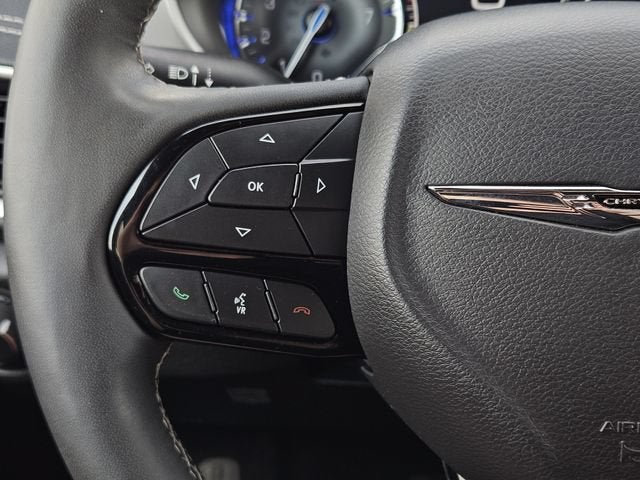 2024 Chrysler Pacifica Touring