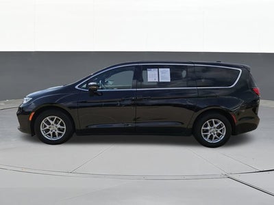 2024 Chrysler Pacifica Touring