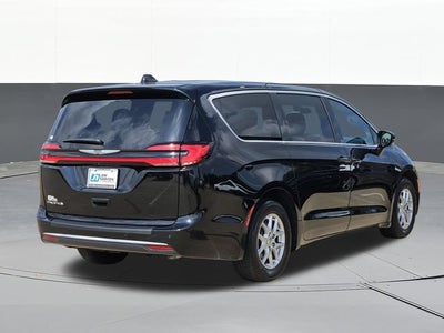 2024 Chrysler Pacifica Touring