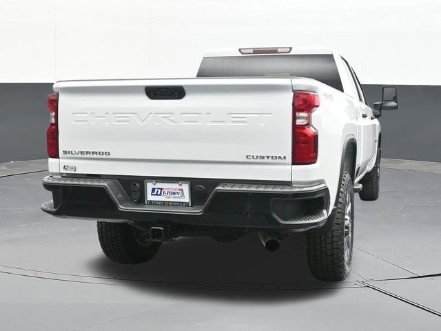 2024 Chevrolet Silverado 2500 HD Custom