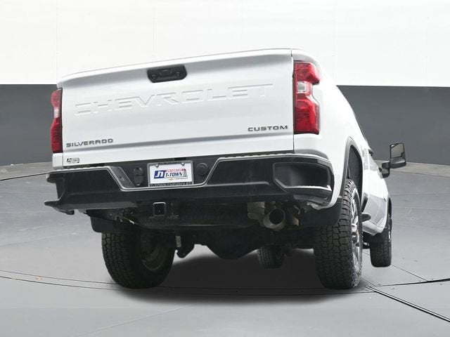2024 Chevrolet Silverado 2500 HD Custom