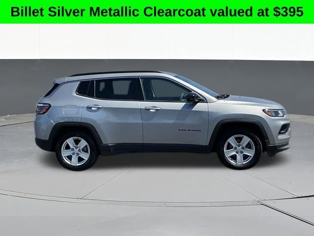 2022 Jeep Compass Latitude FWD