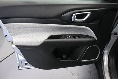 2022 Jeep Compass Latitude FWD