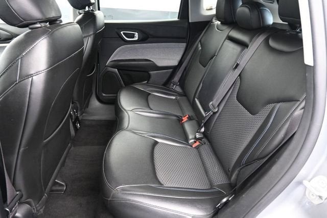 2022 Jeep Compass Latitude FWD