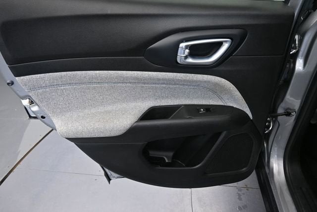 2022 Jeep Compass Latitude FWD