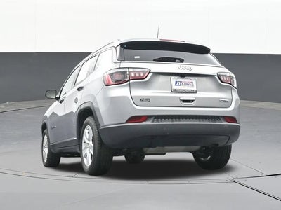 2022 Jeep Compass Latitude FWD