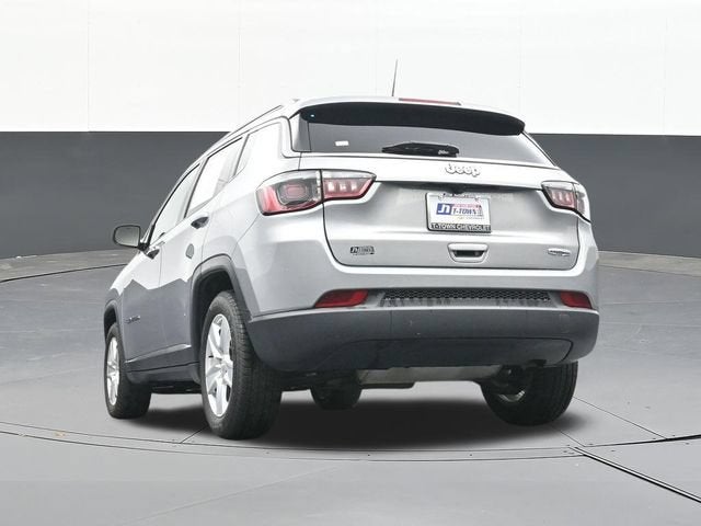 2022 Jeep Compass Latitude FWD