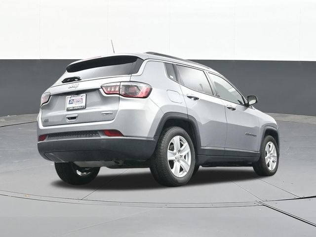 2022 Jeep Compass Latitude FWD