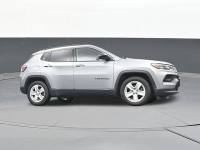 2022 Jeep Compass Latitude FWD
