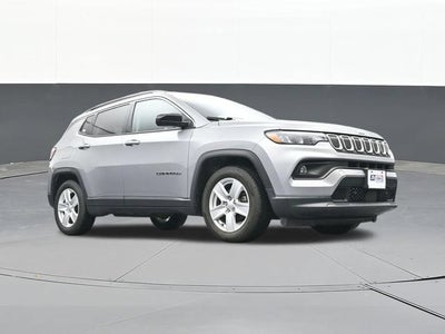 2022 Jeep Compass Latitude FWD