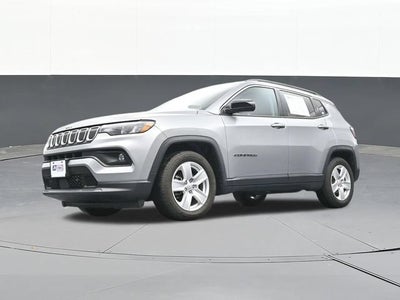 2022 Jeep Compass Latitude FWD
