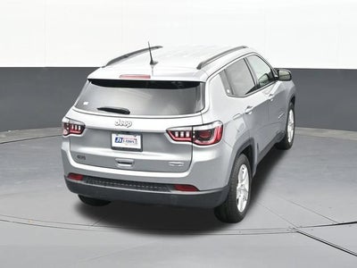 2022 Jeep Compass Latitude FWD