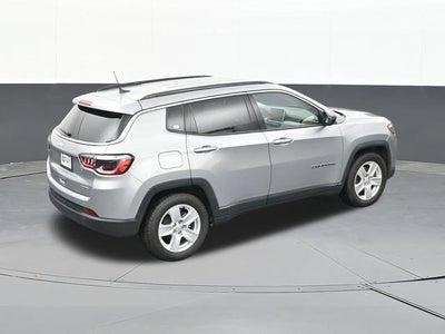 2022 Jeep Compass Latitude FWD