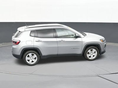2022 Jeep Compass Latitude FWD