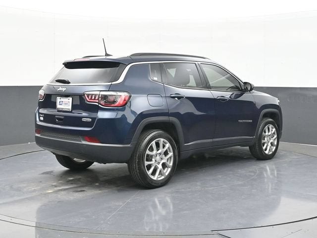 2024 Jeep Compass Latitude Lux FWD