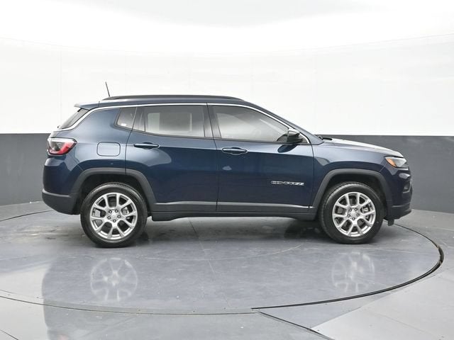 2024 Jeep Compass Latitude Lux FWD