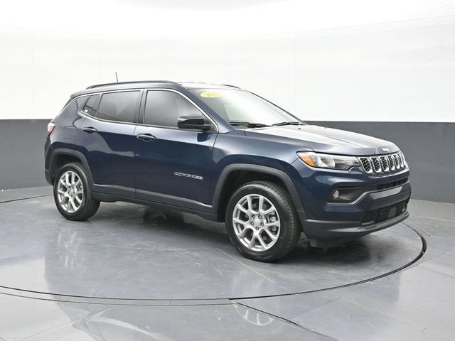 2024 Jeep Compass Latitude Lux FWD