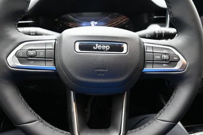 2024 Jeep Compass Latitude Lux FWD