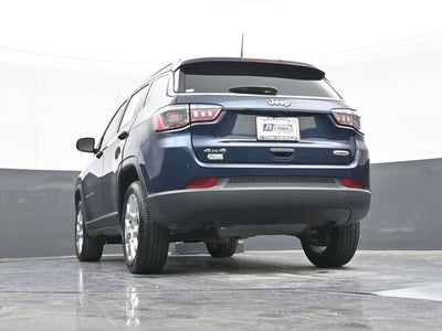 2024 Jeep Compass Latitude Lux FWD