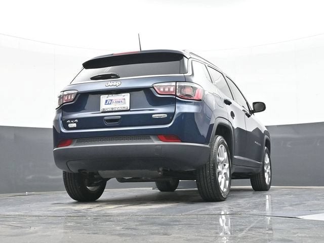 2024 Jeep Compass Latitude Lux FWD