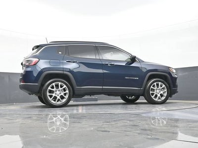 2024 Jeep Compass Latitude Lux FWD