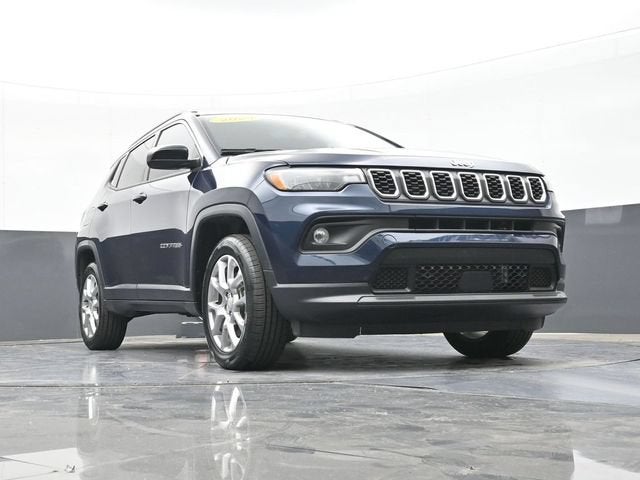 2024 Jeep Compass Latitude Lux FWD