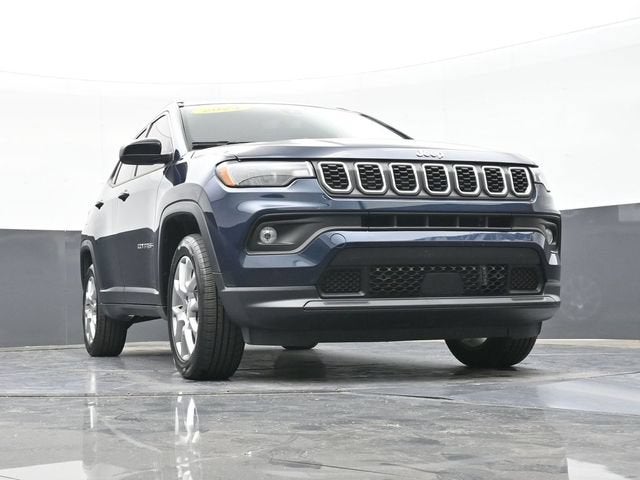 2024 Jeep Compass Latitude Lux FWD