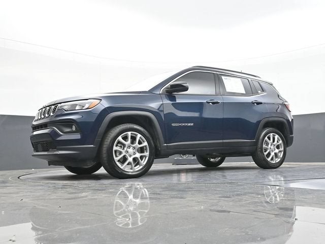 2024 Jeep Compass Latitude Lux FWD