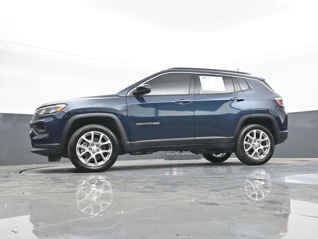 2024 Jeep Compass Latitude Lux FWD
