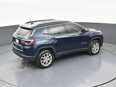 2024 Jeep Compass Latitude Lux FWD