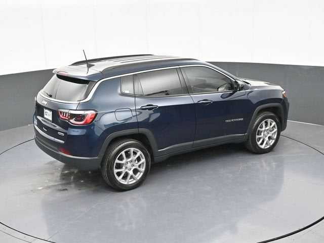 2024 Jeep Compass Latitude Lux FWD
